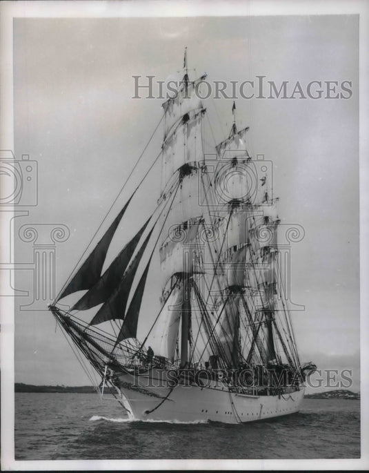 1953 Danish sailing ship "Danmark" leaving St. Georges Harbor - Historic Images