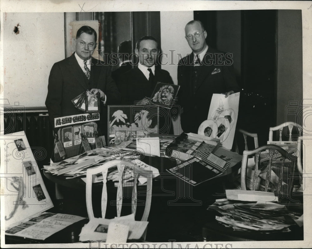 1933 Three Men In Suits Display Circus Parephanelia For Children - Historic Images