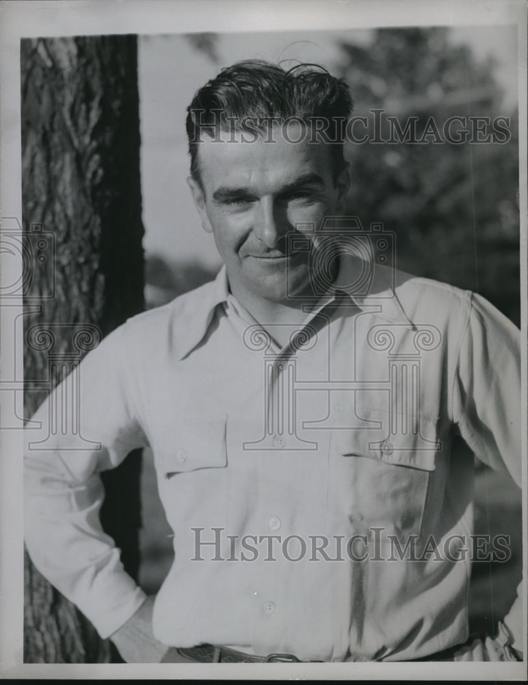 1971 Steve Kovach Poses By Tree - Historic Images