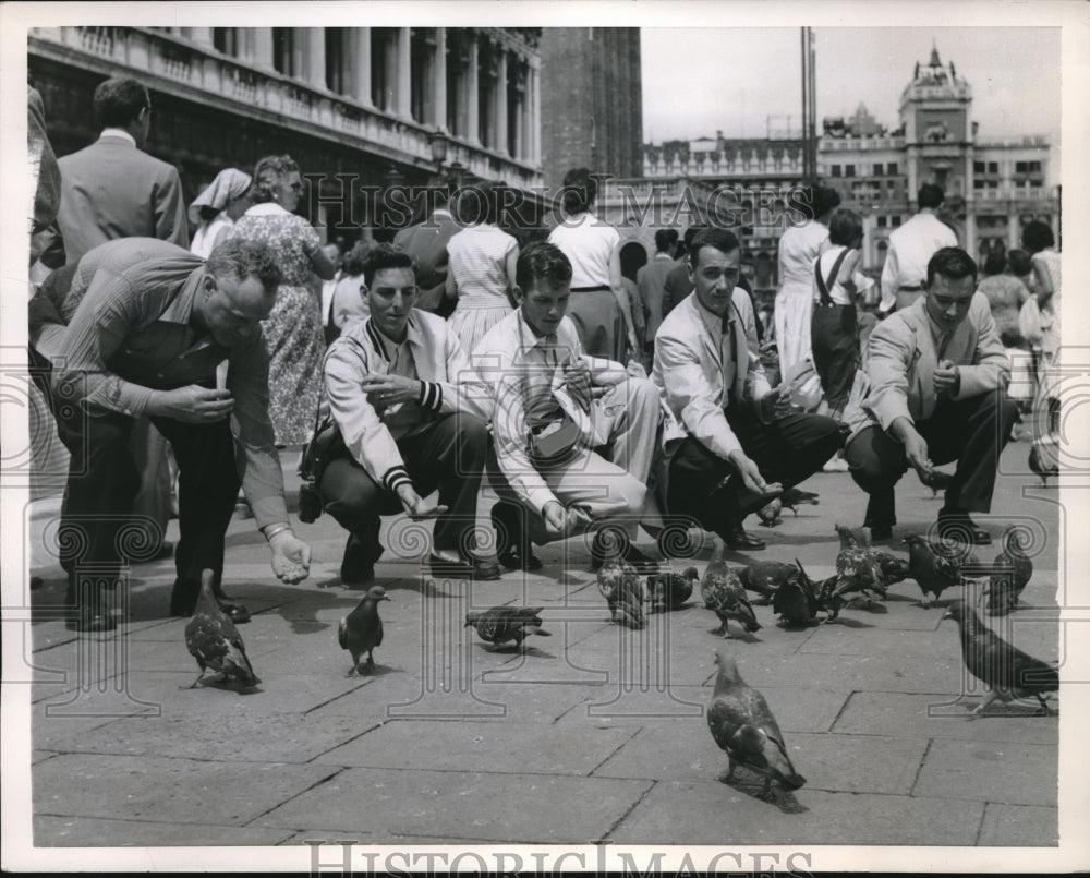 1956 Press Photo Civilian Air Patrol Cadets &amp; their Chaperone at Venice St - Historic Images