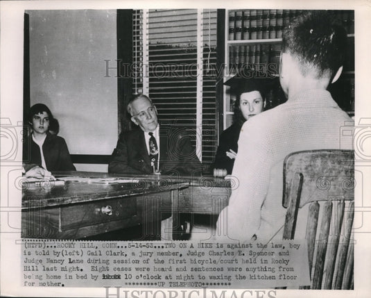 1953 Press Photo Gail lark Jury Member & Judges Charles Spencer & Nancy Lane - Historic Images