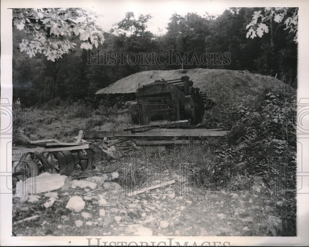 1946 Abandoned Saw Machinery &amp; A Sawdust Pile in Cumberland Lumber - Historic Images