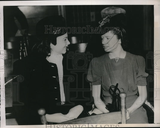 1938 Press Photo Two Mrs. William Coburn, filing case against husband for bigamy - Historic Images