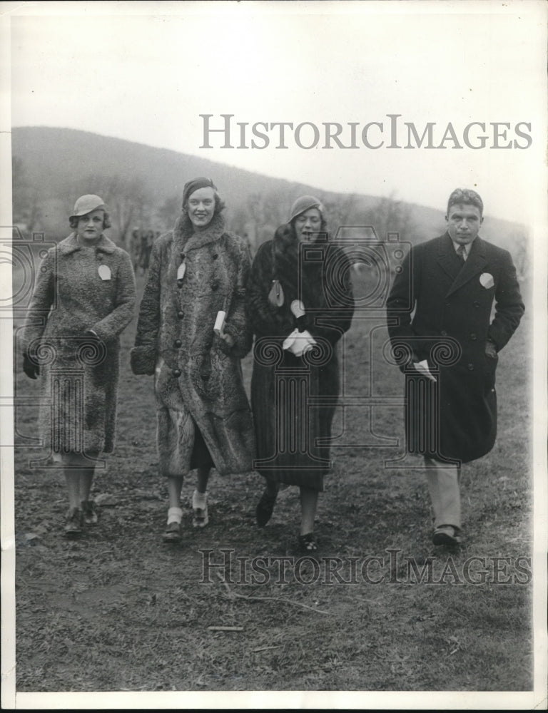 1932 Press Photo Charles Hayson, Mrs. G. harding, M Whitney, Mrs Charles Hylan-Historic Images