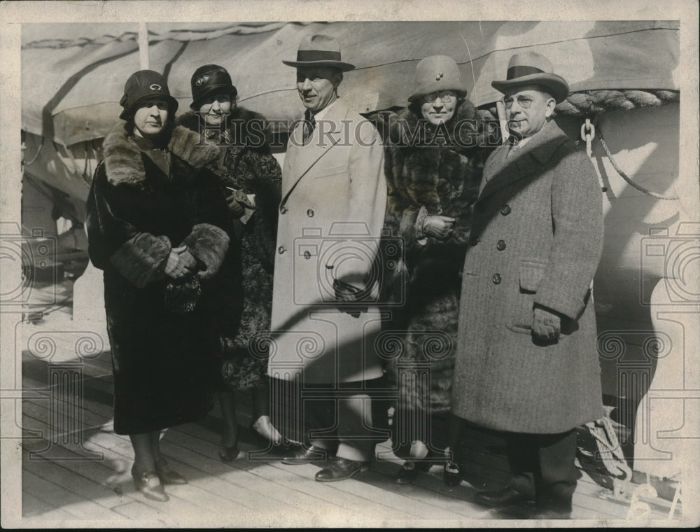1926 Press Photo County Commissioner &amp; Mrs. J. H Harris and Mr. &amp; Mrs. Celvert - Historic Images