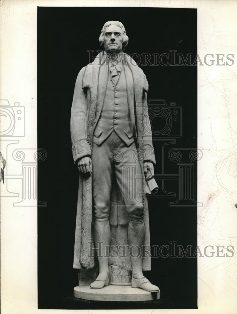 1943 Press Photo Stone Statute Of Thomas Jefferson Located At His DC Memorial - Historic Images