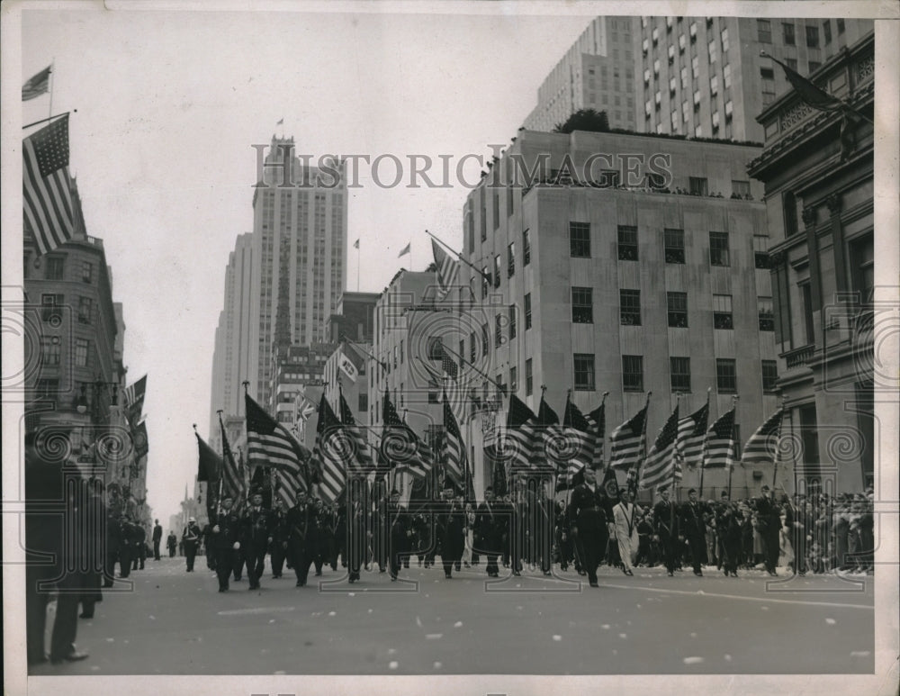 1937 American Legion Marches up Fifth Avenue, New York - Historic Images