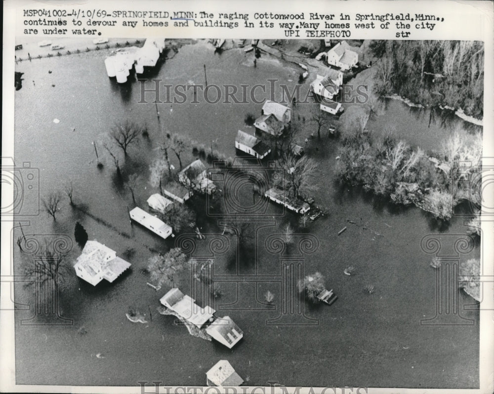 1969 Press Photo Aerial Shot Of Flooded Cottonwood River Springfield Minnesota - Historic Images