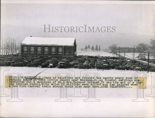 1948 Press Photo Funeral Services for 4 Children of Mr & Mrs Grieser Struck Trai - Historic Images