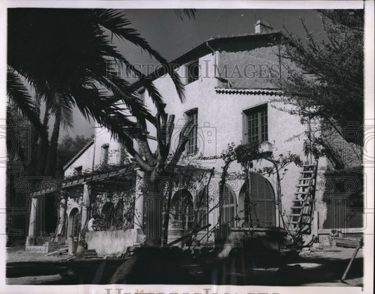 1955 Press Photo Villa L'Espamdidou on Mountainside Overlooking Cannes France - Historic Images