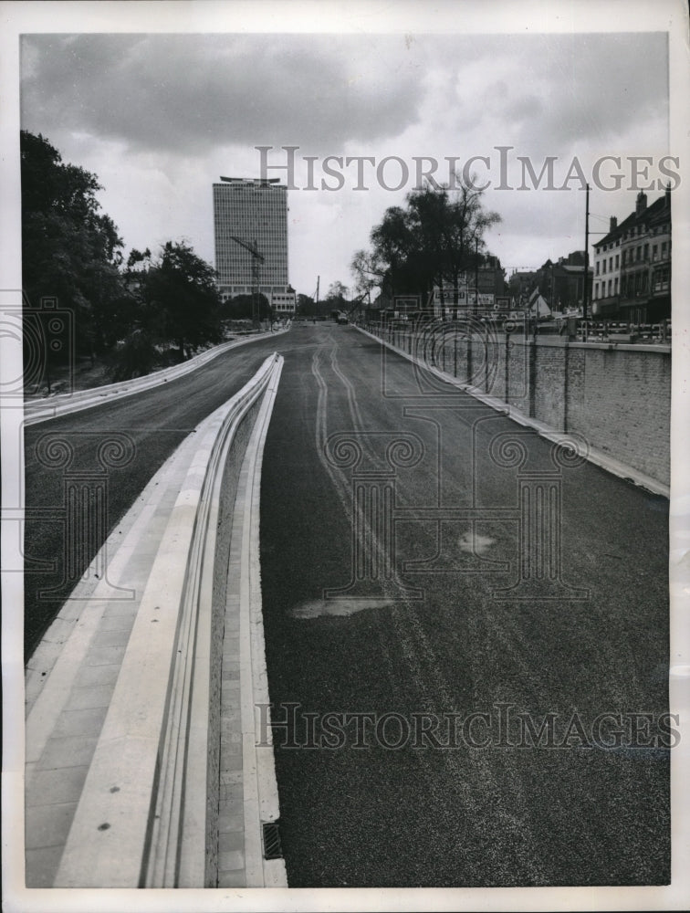 1957 Press Photo Modern Inner Ring Road Cuts Through Heart Of Brussels Belgium - Historic Images