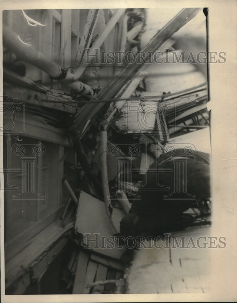 1924 Press Photo Shipwreck - Historic Images
