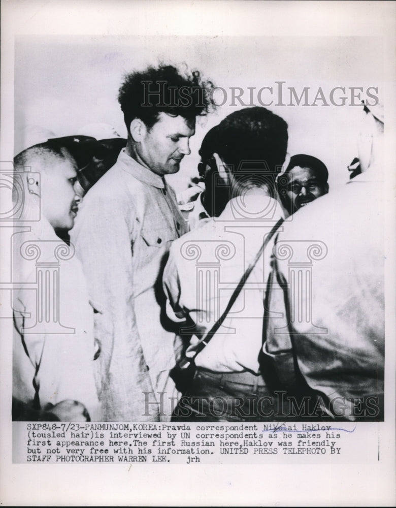 1953 Press Photo Nikolai Haklov is Interviewed by UN Correspondents - Historic Images