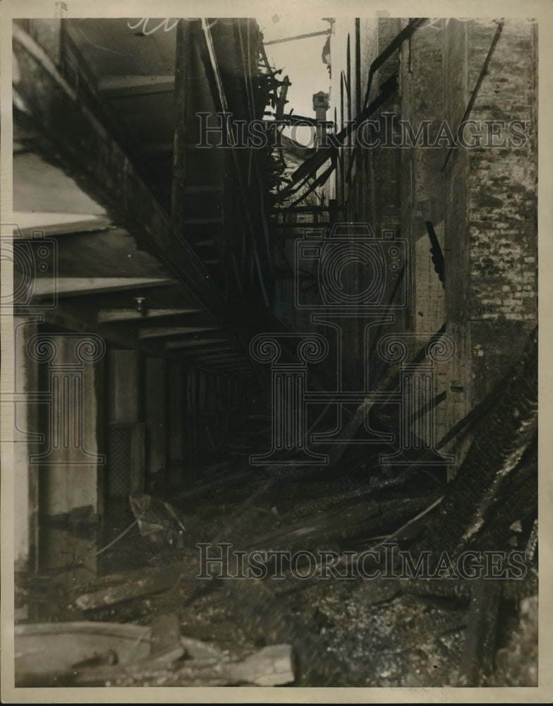 Press Photo Building Wreckage - Historic Images