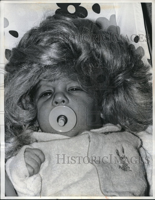 1970 Press Photo Baby Joseph C. Whalen Jr. III in a Wig - Historic Images