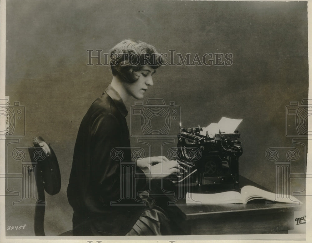 1927 Doris Mueller, 15 Sacramento High School Sophomore - Historic Images