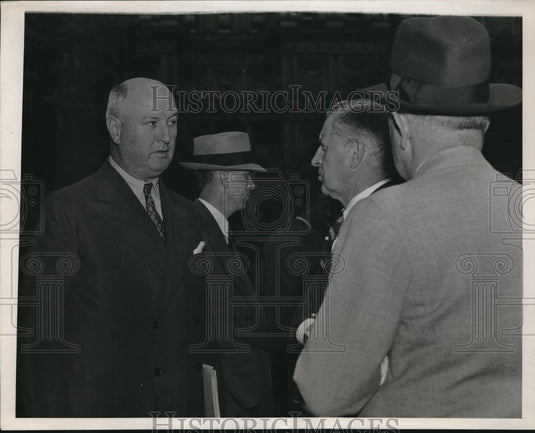 1938 Press Photo Postmaster General James A. Farley Chats with Reporters - Historic Images