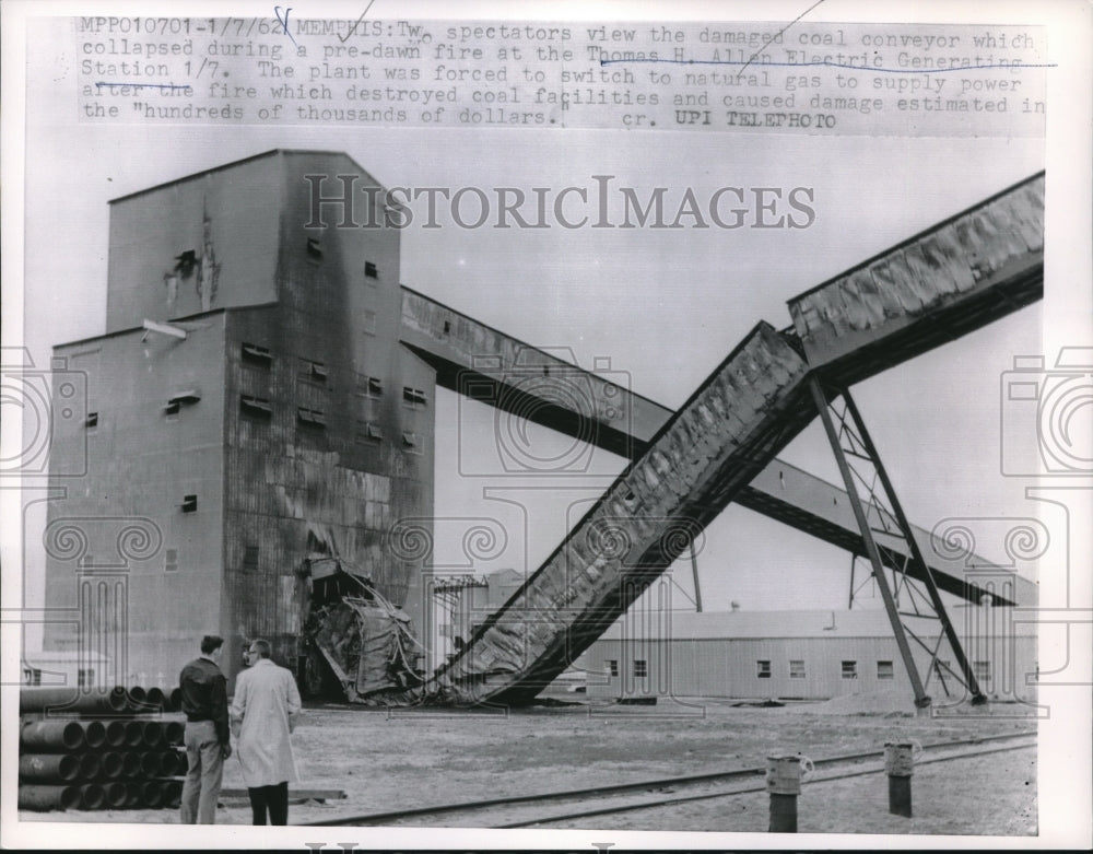 1962 Spectators View Damaged Coal Conveyor At Thomas Allen Plant - Historic Images