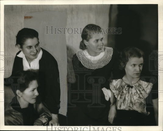 1934 Press Photo Esther Benditz, Grace Neilsen, Pam Garvin & Muriel Pahler - Historic Images
