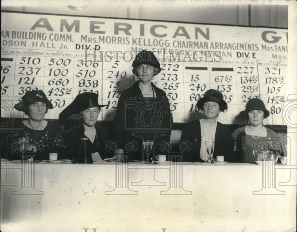 1924 Press Photo Prominent Leaders Of Girl Scout Movement At Roosevelt Hotel NYC - Historic Images
