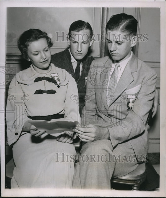 1936 Junior Red Cross Convention Officers Look Busy For Camera - Historic Images