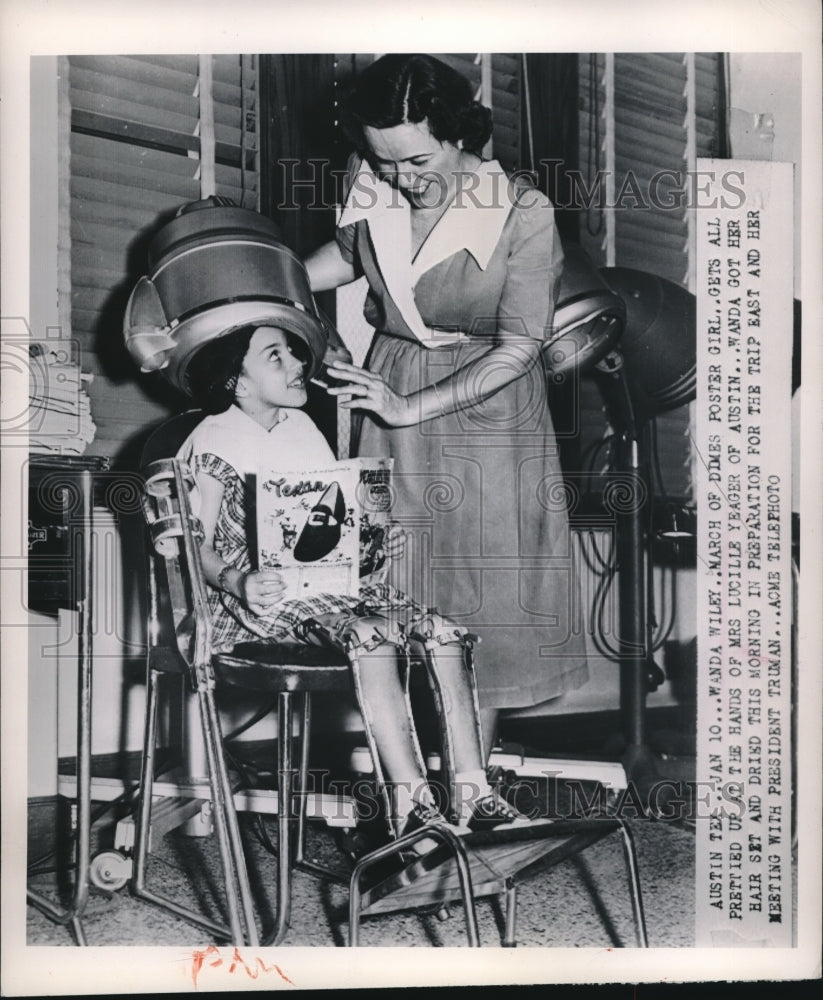 1950 Wanda Wiley, March of Dimes Poster Girl Getting Makeover - Historic Images