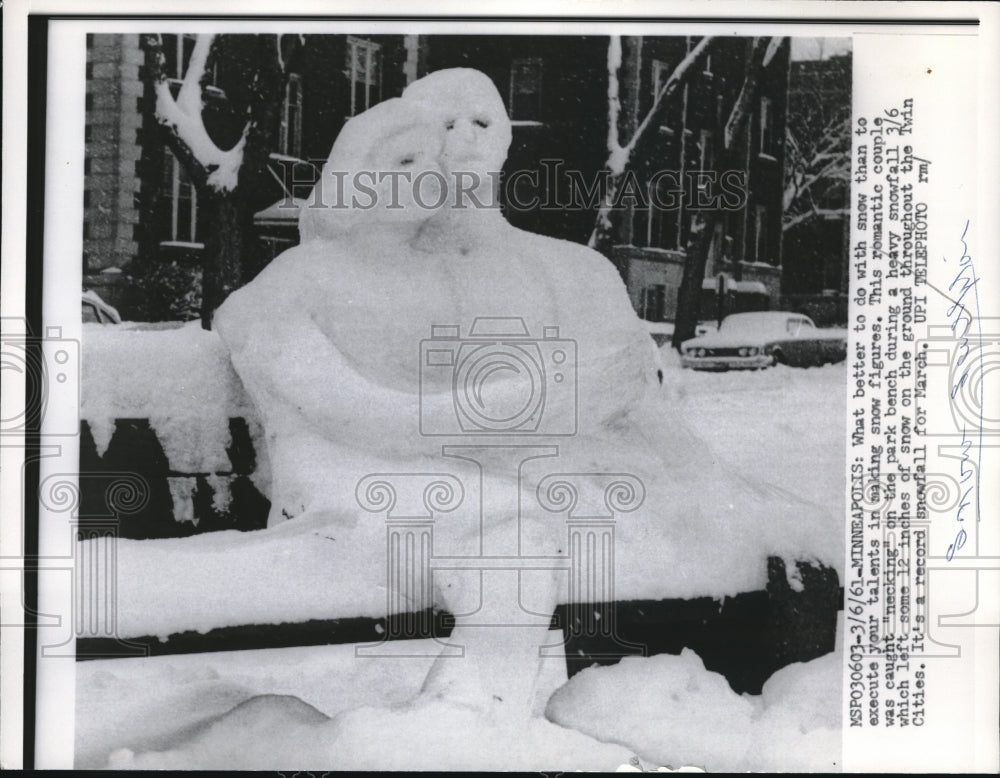 1961 Press Photo Romantic Couple Made of Snow on Park Bench in Minneapolis - Historic Images