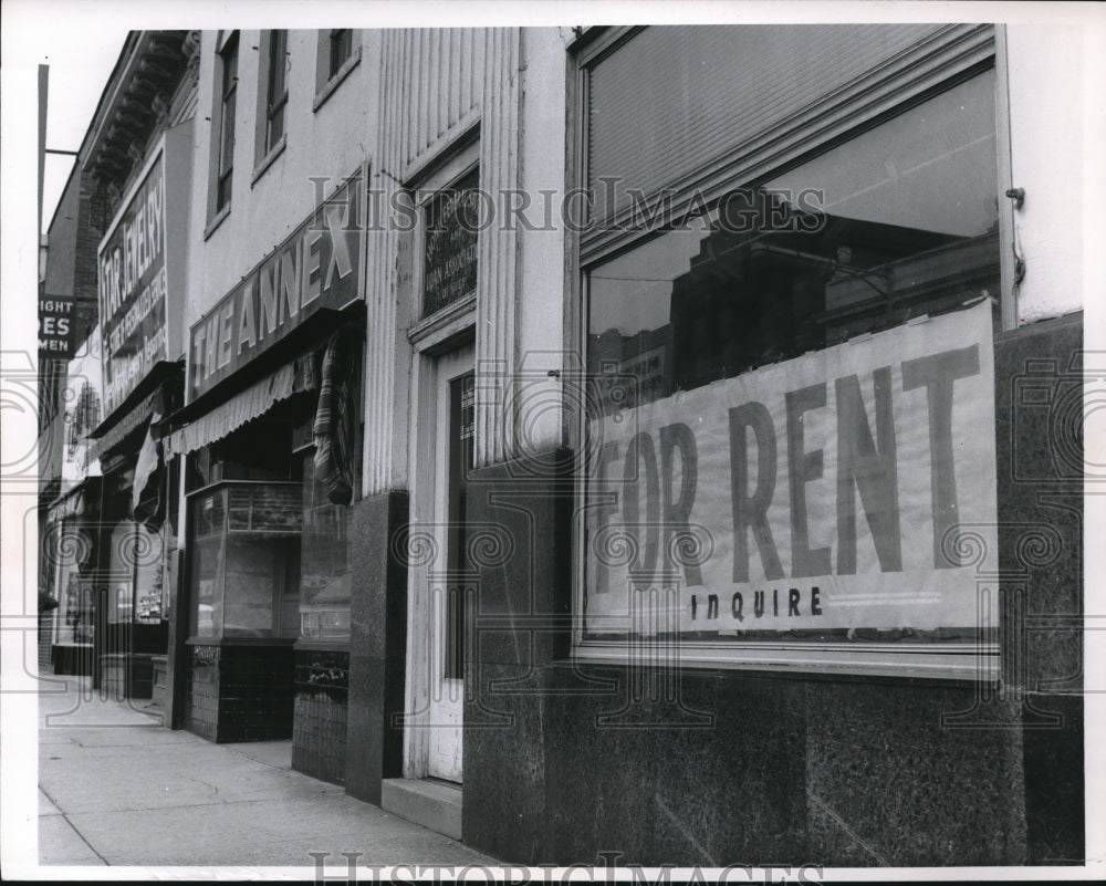 1962 Press Photo Scene from corner of Main &amp; State streets in Niles - Historic Images