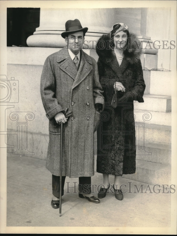 1933 Press Photo British Author Philip Guedalla And Wife Arrive For Luncheon - Historic Images