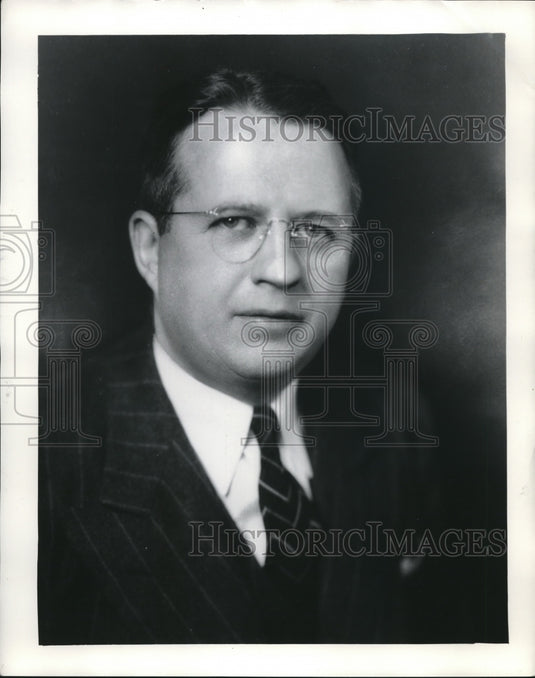 1941 White Motor Company Vice Pres. in charge of engineering Baster - Historic Images