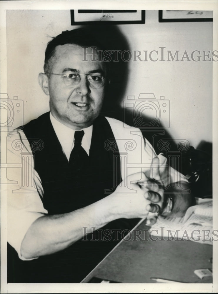 1941 Michael Widman Jr Chairman of UAW - Historic Images