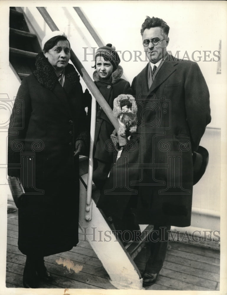 1934 Press Photo Honorable and Mme. L Tolonkonsi SS Iee De france - Historic Images