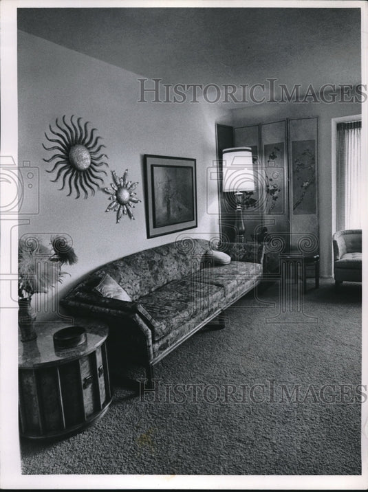 1965 Press Photo Well Appointed And Furnished Modern Living Room Shag Carpet - Historic Images