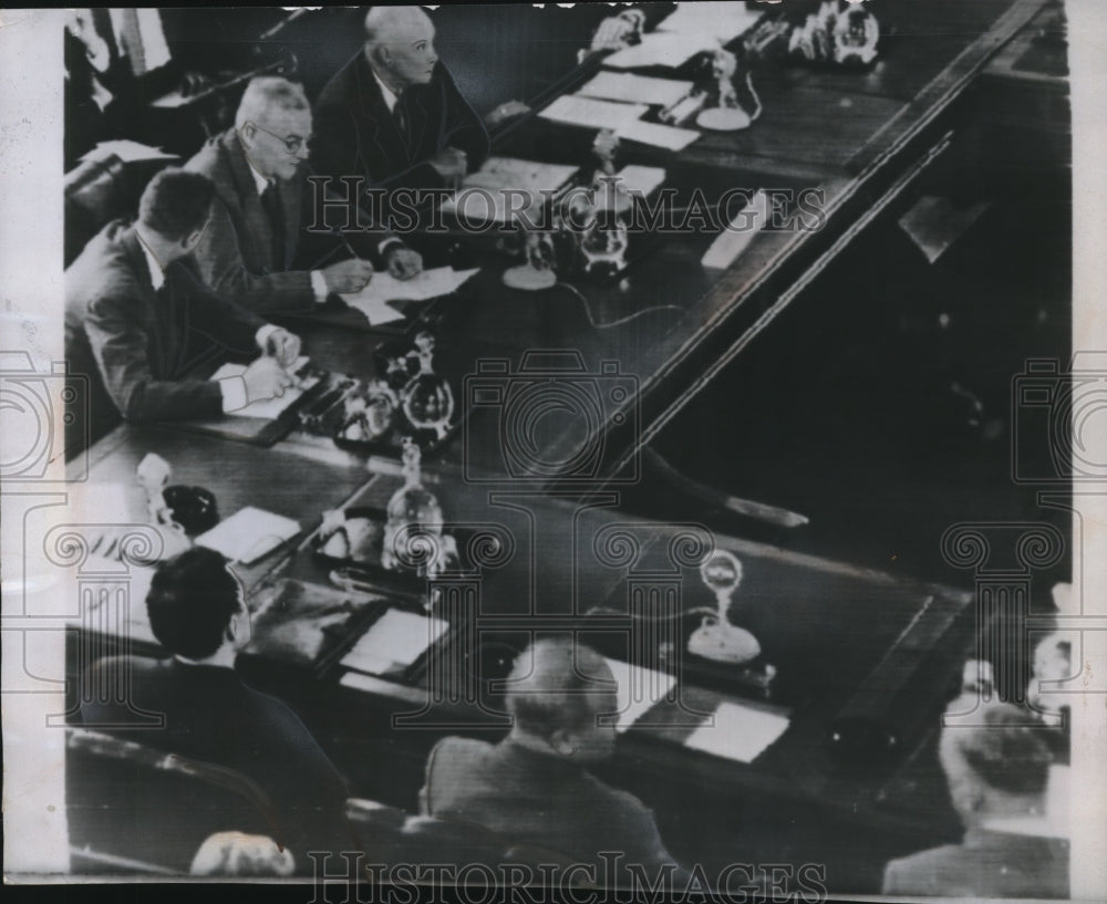 1955 Press Photo Geneva Switzerland United Nations Russia Delegates - Historic Images