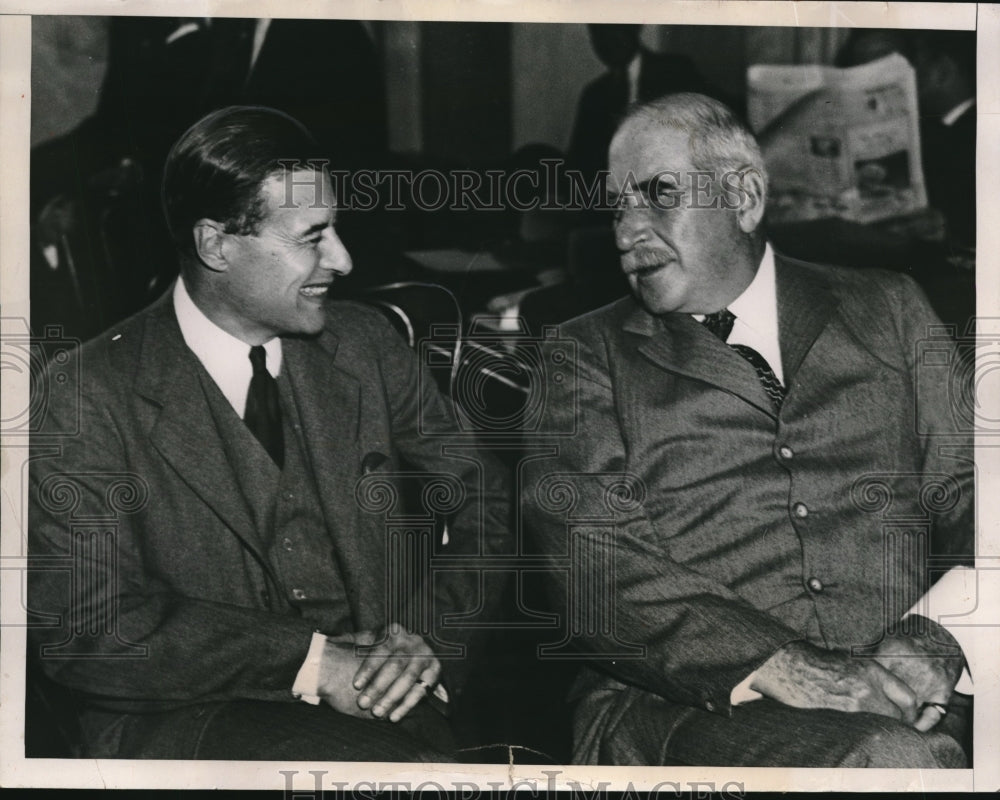 1933 Press Photo Junius Morgan &amp; Father JP Morgan at Senate Banking Hearing - Historic Images