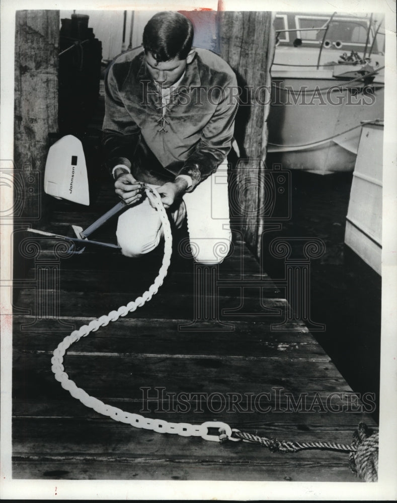 1969 Press Photo Vinyl coated anchor chain used to increased its holding power - Historic Images