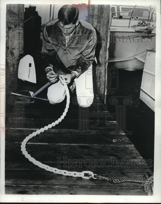 1969 Press Photo Vinyl coated anchor chain used to increased its holding power - Historic Images