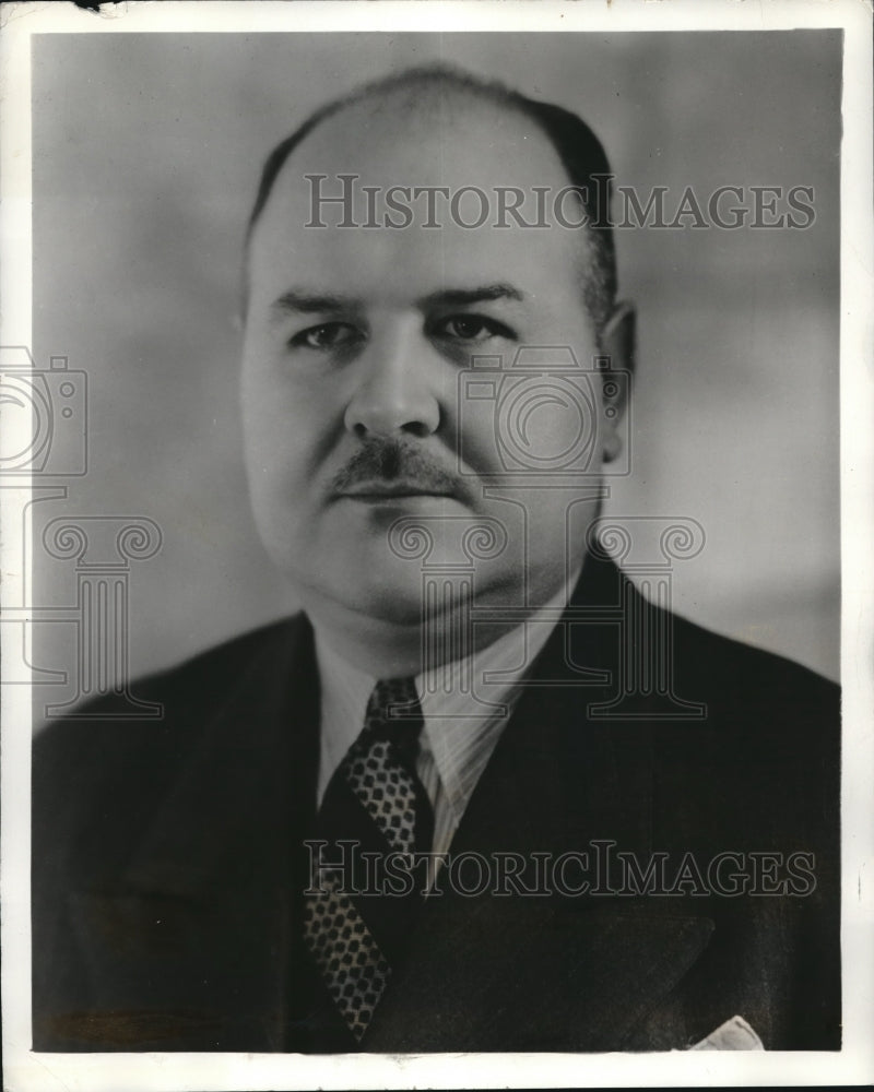 1941 Press Photo Detroit Regional Truck Manager Don G. Furlong - Historic Images