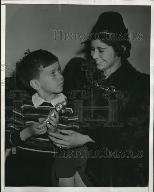 1940 Press Photo Newell Carlyle Groves & Mrs Evangeline McDonald - Historic Images
