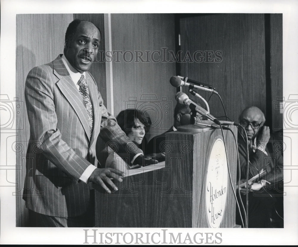 1978 Press Photo Nathanial Young Dr. Jacobs Press Conference-Historic Images