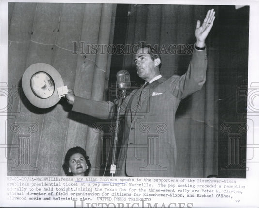 1956 Press Photo Gov Allan Shivers speaks to supporters for Eisenhower Nixon - Historic Images