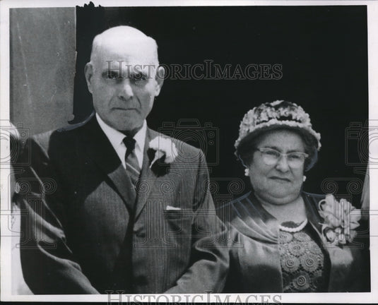 1967 Press Photo Mr & Mrs Joseph Grand, celebrating their Golden wedding anniv - Historic Images