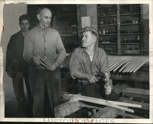 1933 Dan Donahue Joe Novak Chair Facety - Historic Images