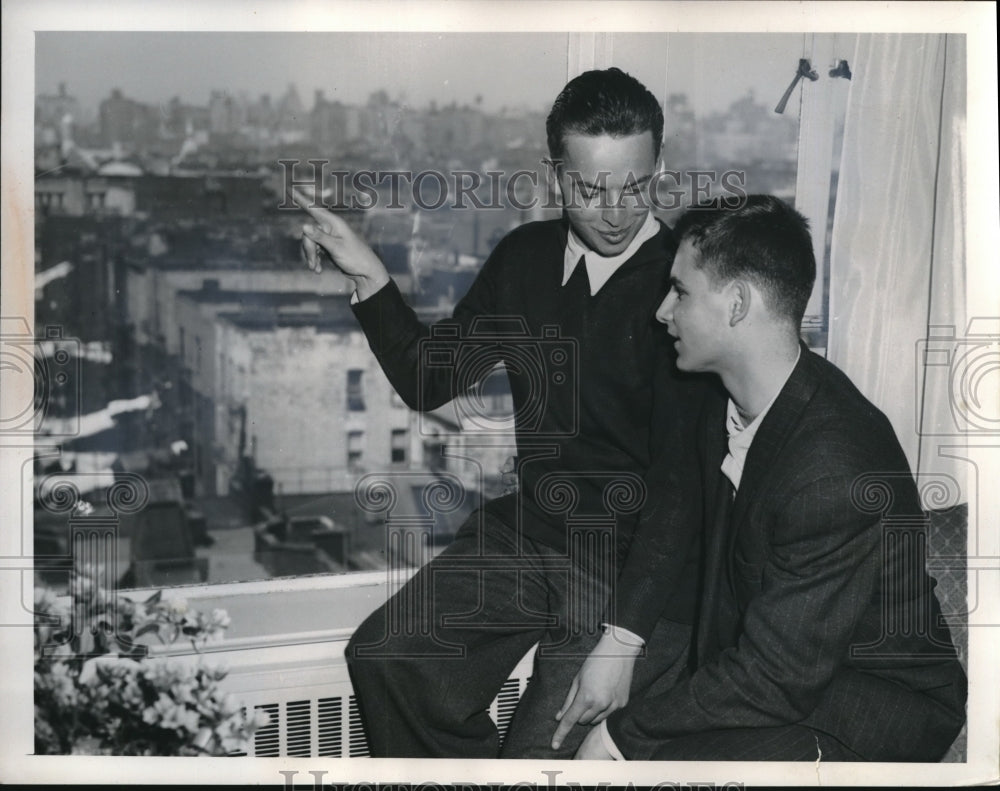 1954 Press Photo Brothers Constantin and Peter Georgescu in New York City - Historic Images