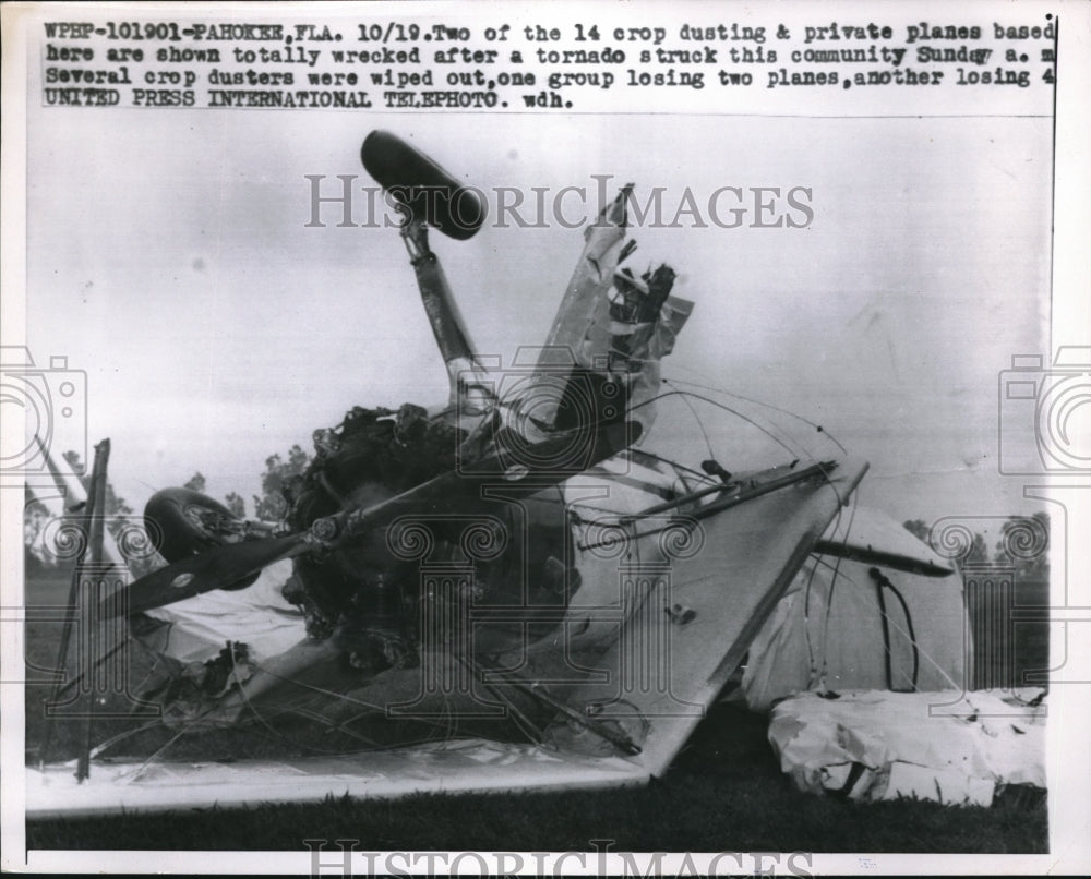 1958 Press Photo Pahokee, Fla 2 of 14 planes shown wrecked after tornado hit - Historic Images