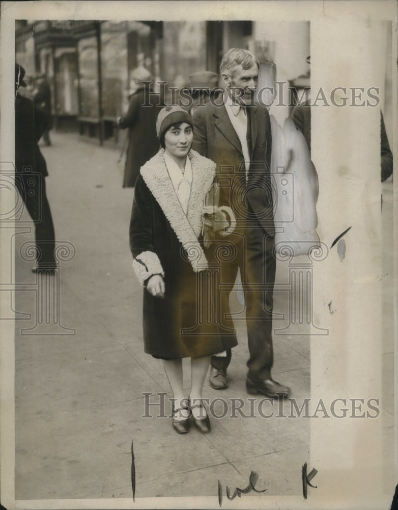 1928 Dr. Eads How Millionaire Hobo & Sylvia Diner Crash White House - Historic Images