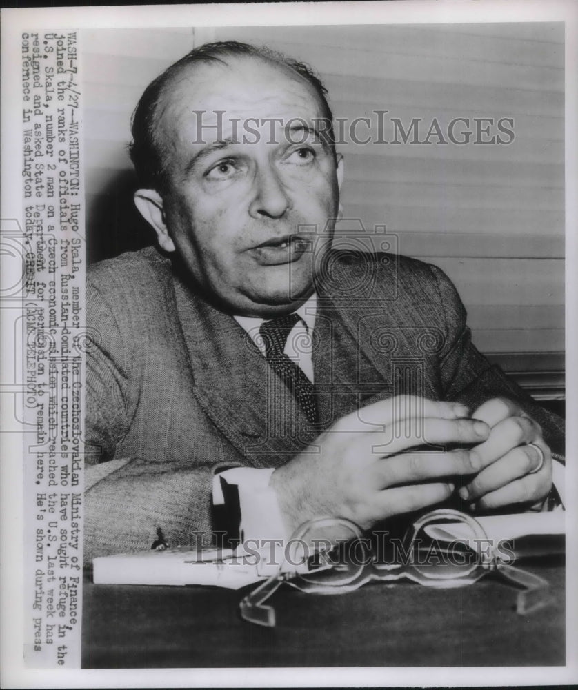 1949 Press Photo Hugo Skala Czech Minister of Finance seeks asylum to the USA-Historic Images