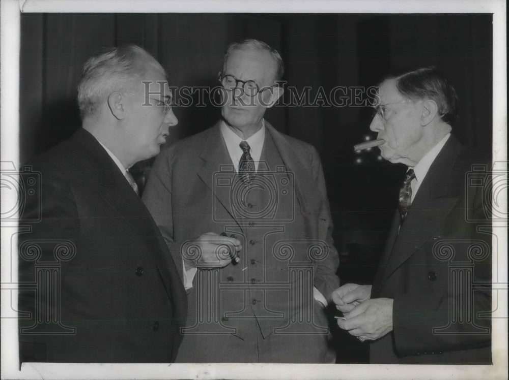 1943 Senators Homer Ferguson Albert Hawkes And Ed Moore Debate - Historic Images