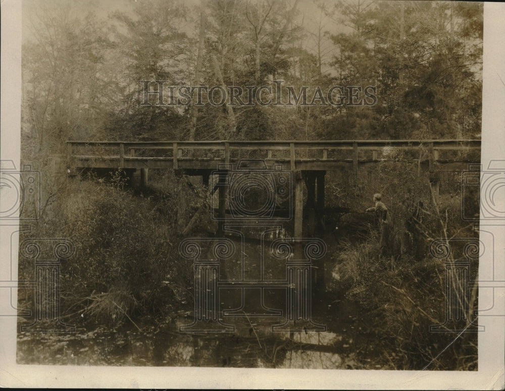 1927 Bridge Where Body Was Found - Historic Images