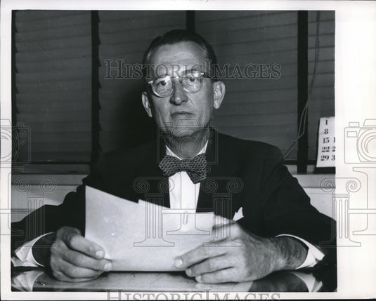 1957 Press Photo Food & Drug Commissioner George P Larrick - Historic Images